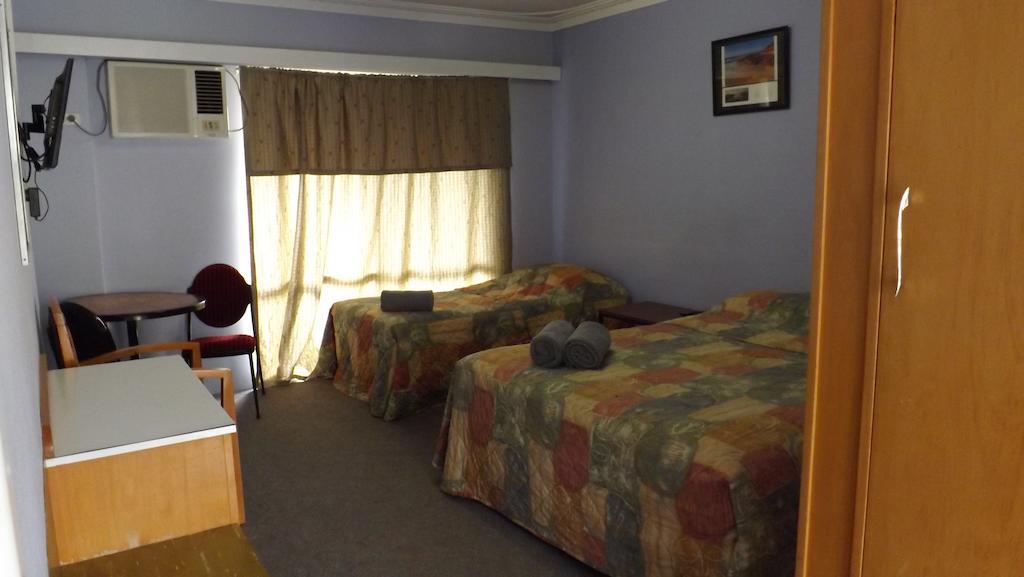 Collie Motel المظهر الخارجي الصورة