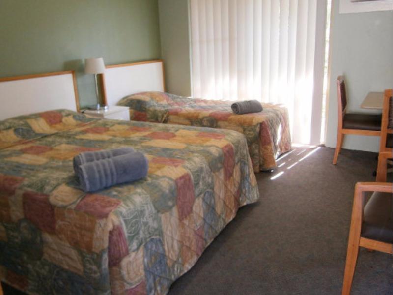 Collie Motel المظهر الخارجي الصورة